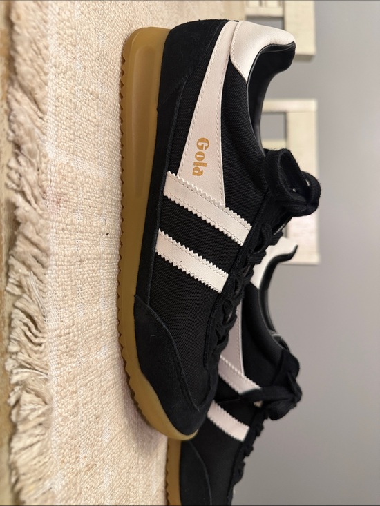 Gola Shoes - Gola Black White Gum Classic Trainer